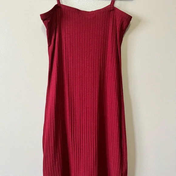 Dress - Picture 3 of 4